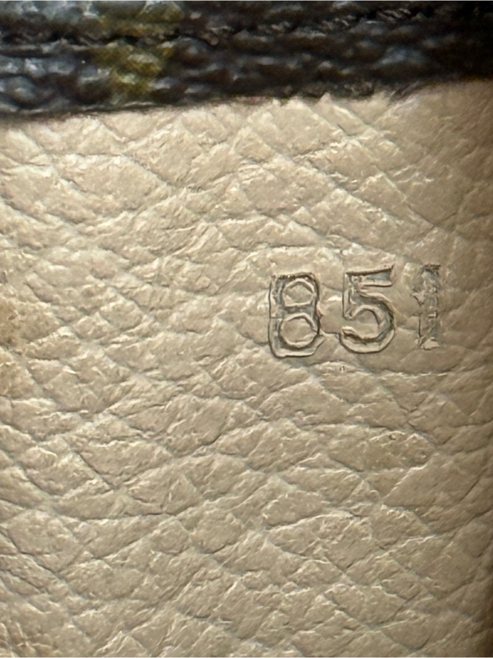 Louis Vuitton Monogram Canvas Toiletry in Brown and Tan Crossbody Shoulder Bag - Picture 12 of 15
